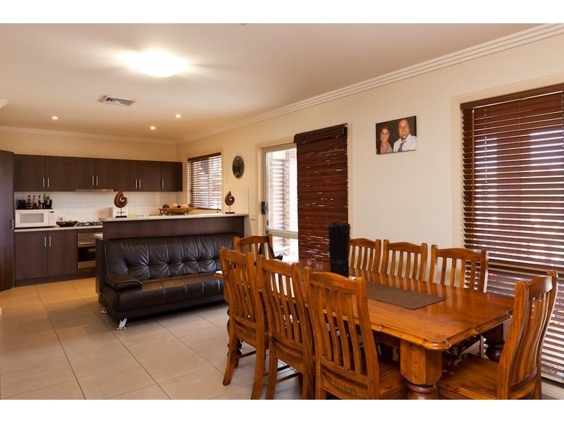 4 Reuben Lock Court, Mildura VIC 3500