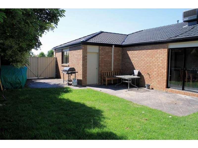 19 Alessi Rise, Mildura VIC 3500