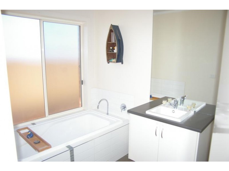 3 Keating Close, Merbein VIC 3505