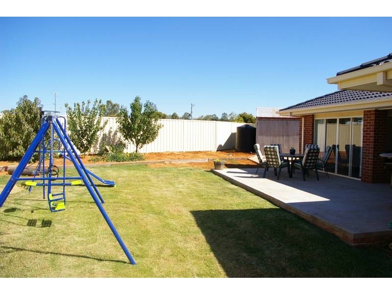 3 Keating Close, Merbein VIC 3505