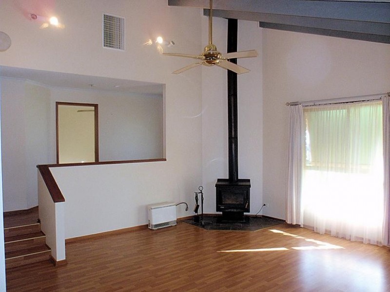 12 King Street, Gol Gol NSW 2738