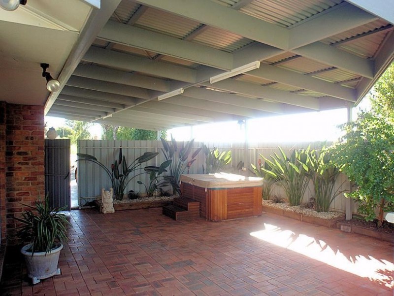 12 King Street, Gol Gol NSW 2738