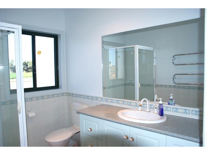 526 Cureton Avenue, Nichols Point VIC 3501