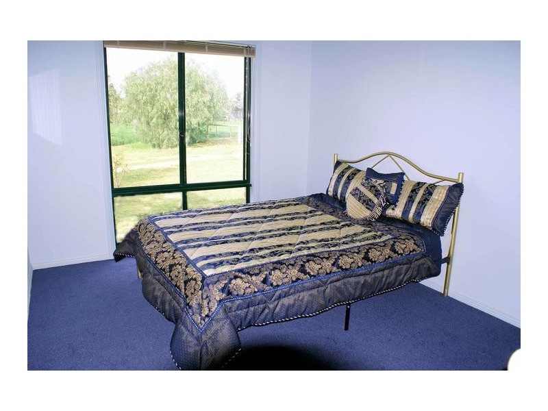 526 Cureton Avenue, Nichols Point VIC 3501