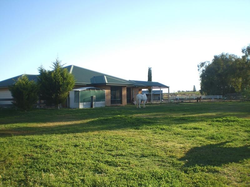 526 Cureton Avenue, Nichols Point VIC 3501