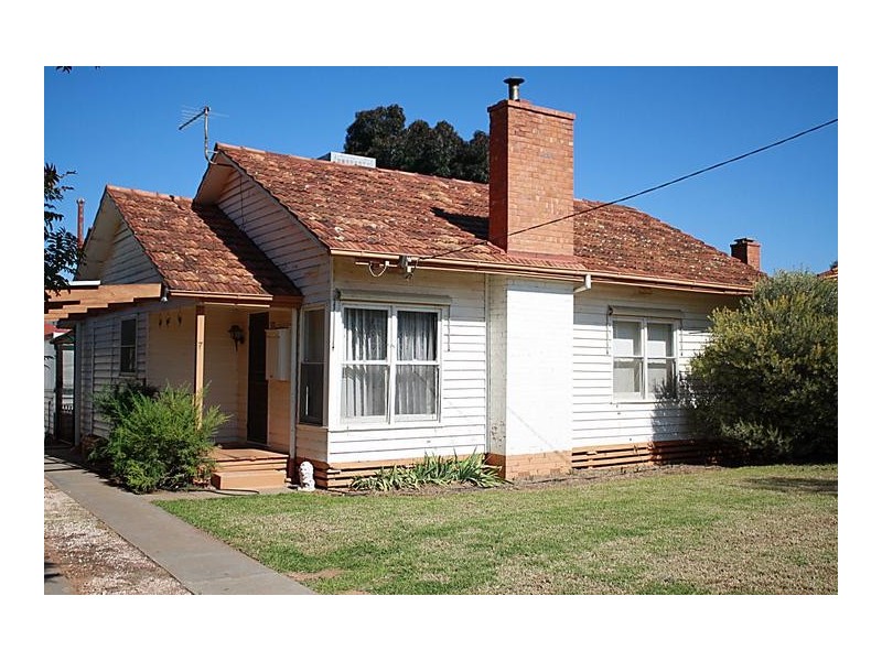 7 Loddon Avenue, Red Cliffs VIC 3496