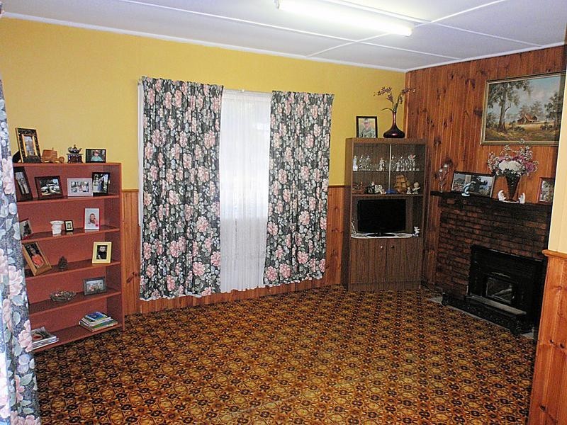 11 Neilpo Street, Dareton NSW 2717