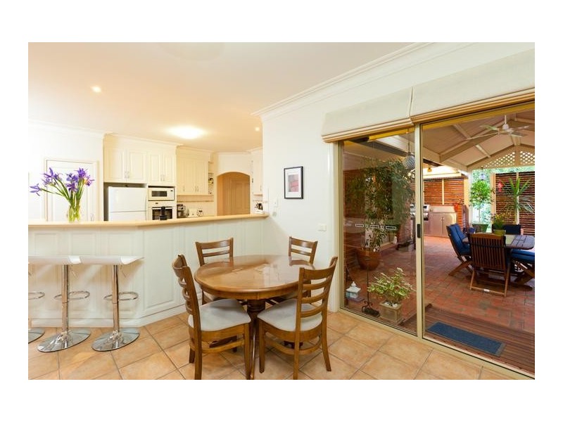 18 Cambridge Terrace, Mildura VIC 3500