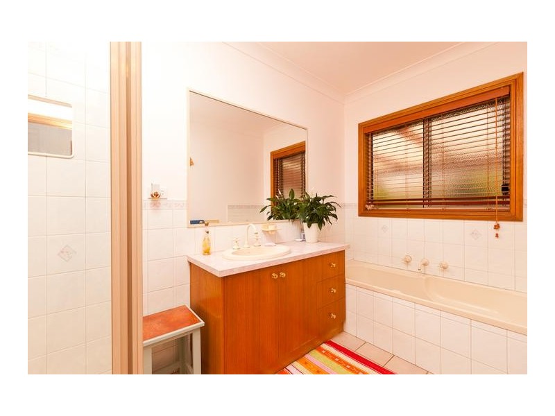 5 Maiella Court, Irymple VIC 3498