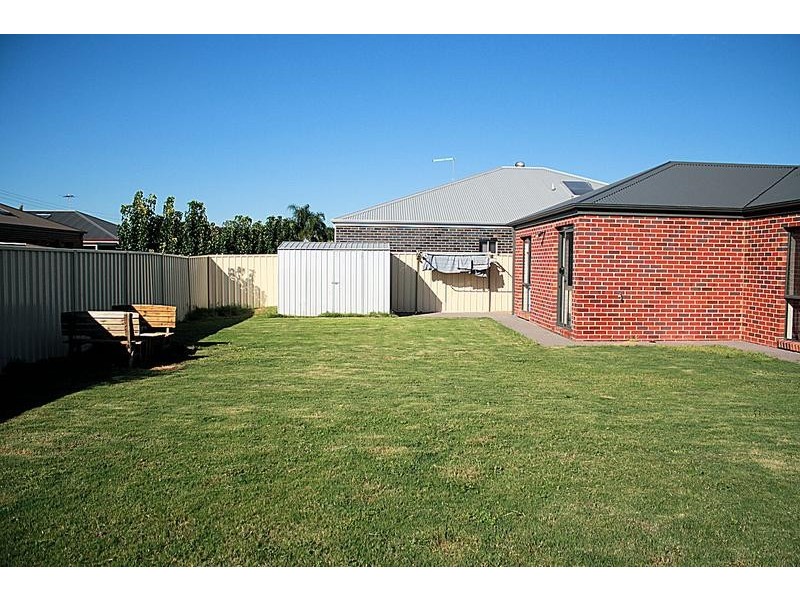 4 Madison Close, Mildura VIC 3500