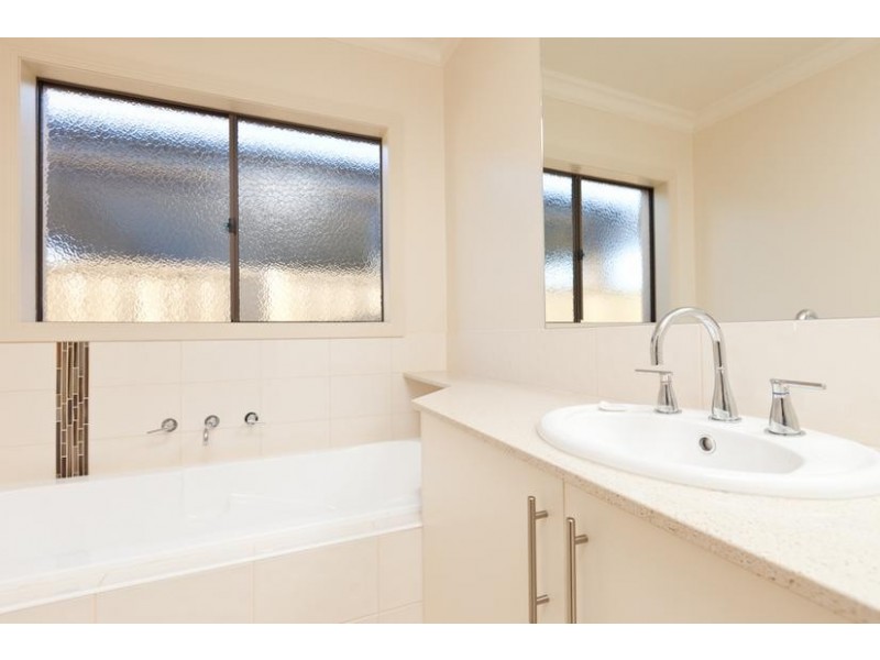 14 Nicholas Avenue, Mildura VIC 3500