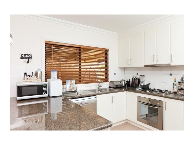 8B Dawn Avenue, Gol Gol NSW 2738