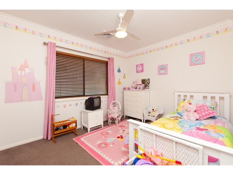 8B Dawn Avenue, Gol Gol NSW 2738