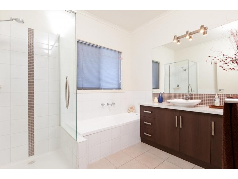 10-12 Melaleuca Street, Buronga NSW 2739