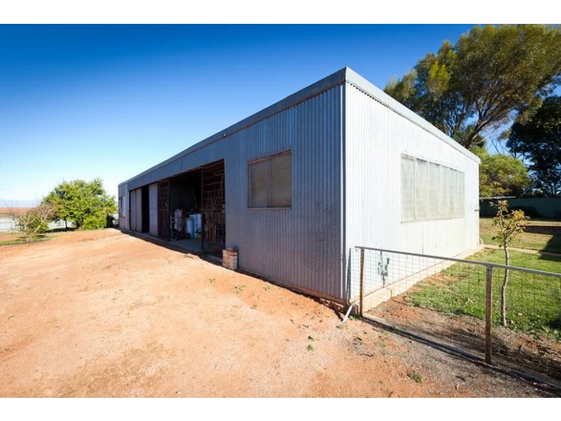 25 McCarthy’s Road, Merbein South VIC 3505