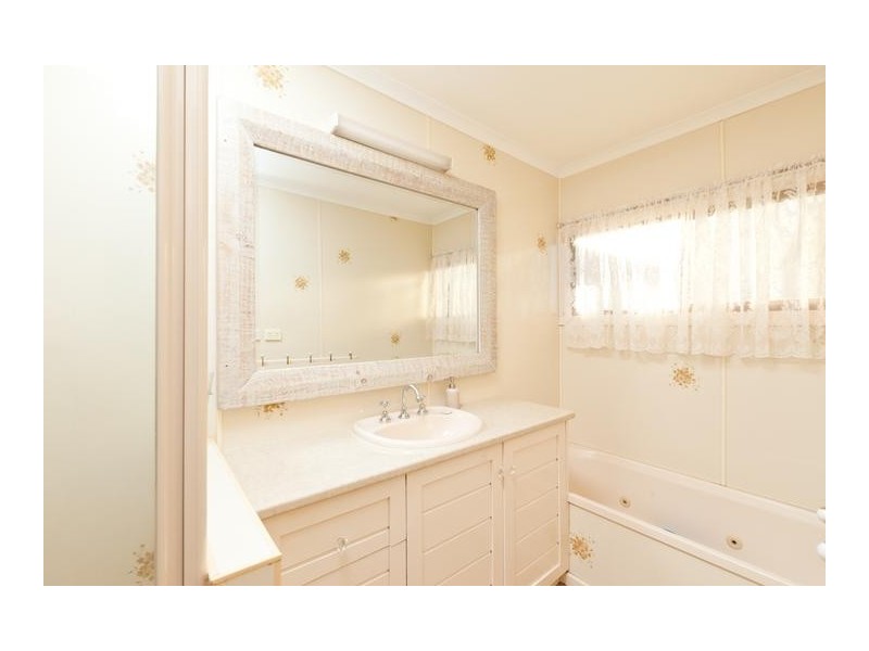 73 Tapio Street, Dareton NSW 2717