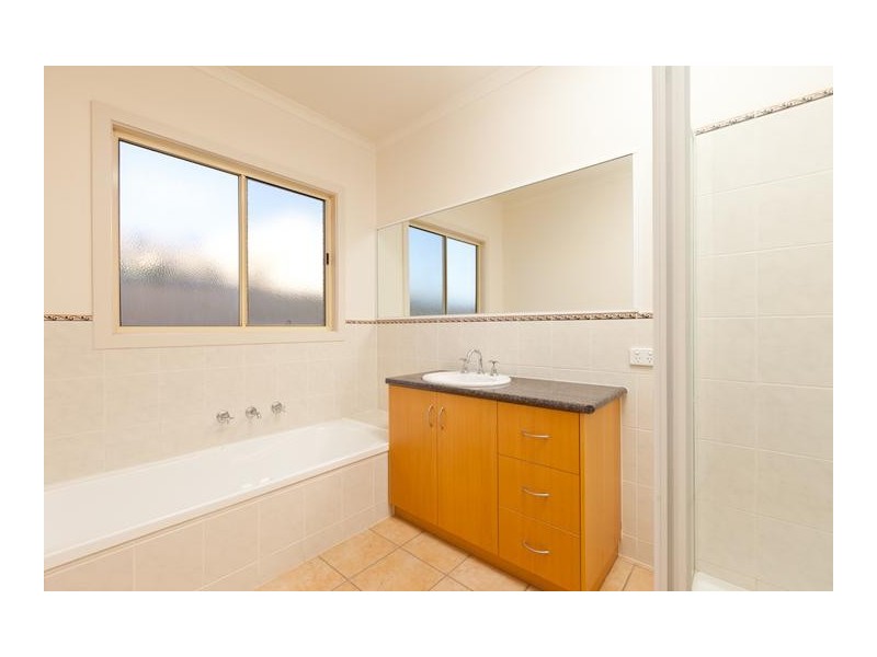 8 Laila Court, Mildura VIC 3500