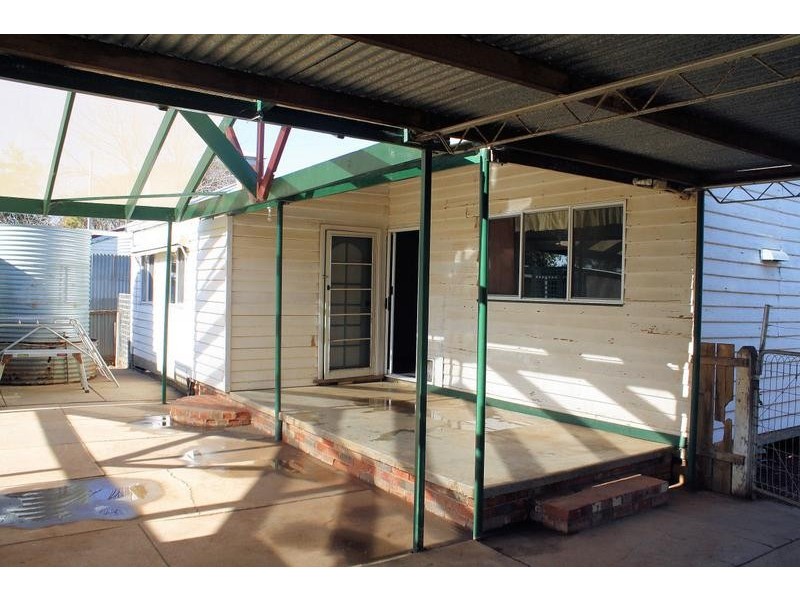 11 Kiewa Avenue, Red Cliffs VIC 3496
