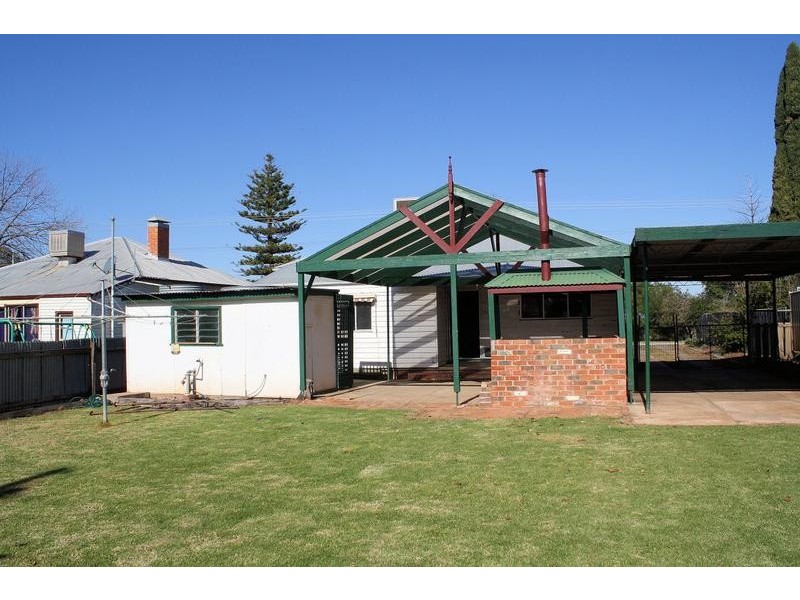 11 Kiewa Avenue, Red Cliffs VIC 3496