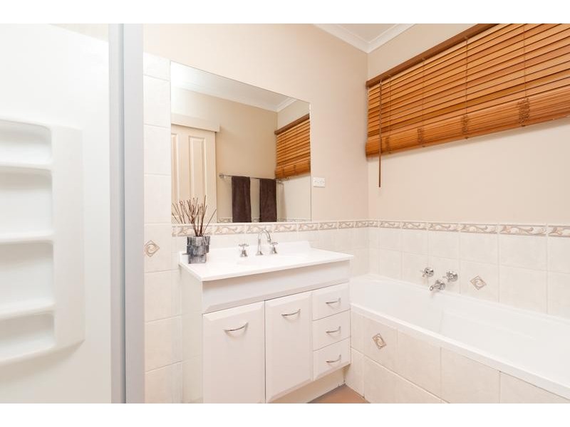 2 Bundarra Court, Mildura VIC 3500