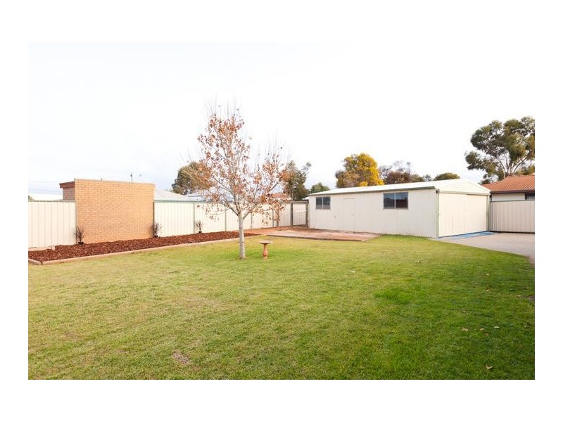 2 Bundarra Court, Mildura VIC 3500
