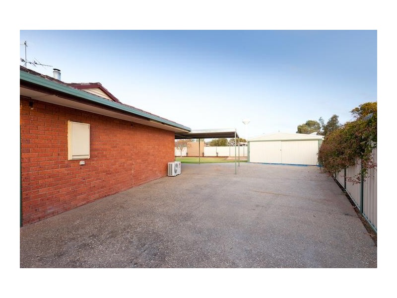 2 Bundarra Court, Mildura VIC 3500