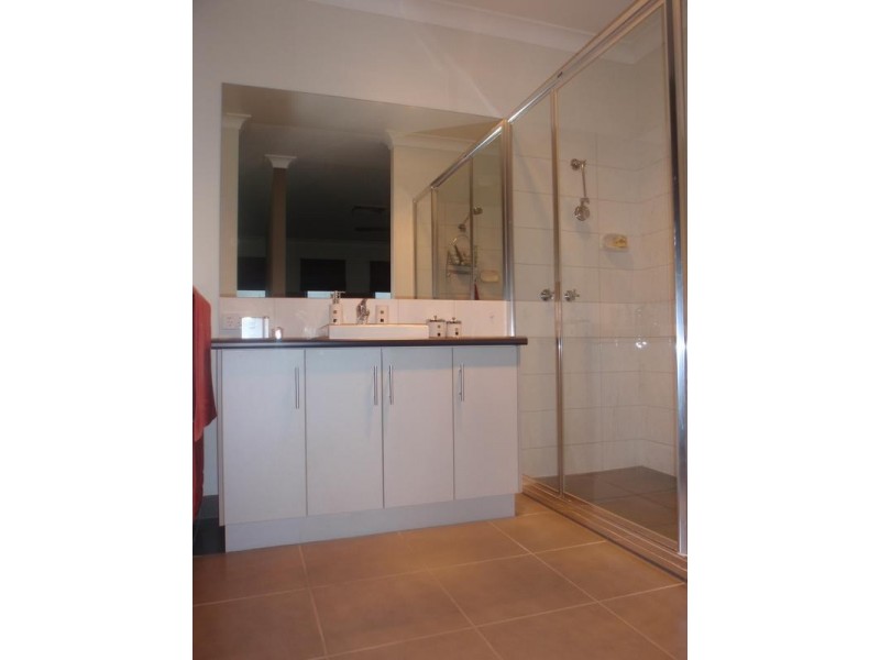 15 Heidi Court, Mildura VIC 3500