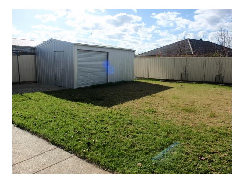 15 Heidi Court, Mildura VIC 3500