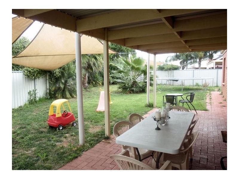 4 Sunset Court, Mildura VIC 3500