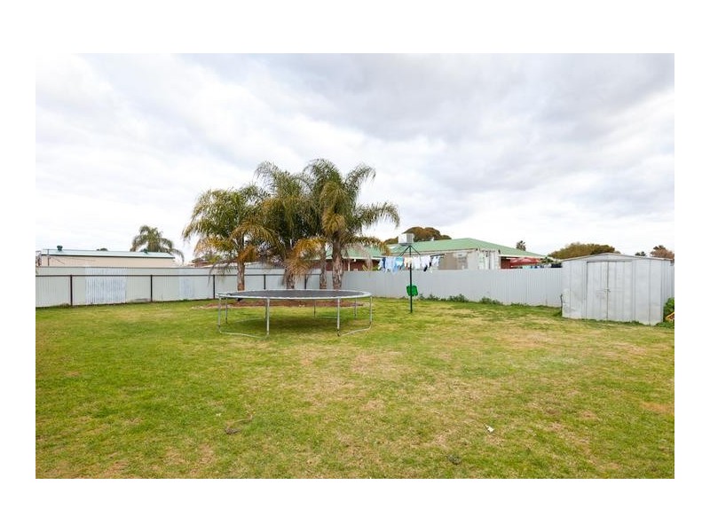 6 Belleview Drive, Irymple VIC 3498