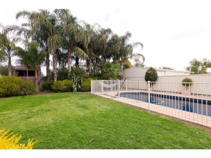 2 Cambridge Terrace, Mildura VIC 3500