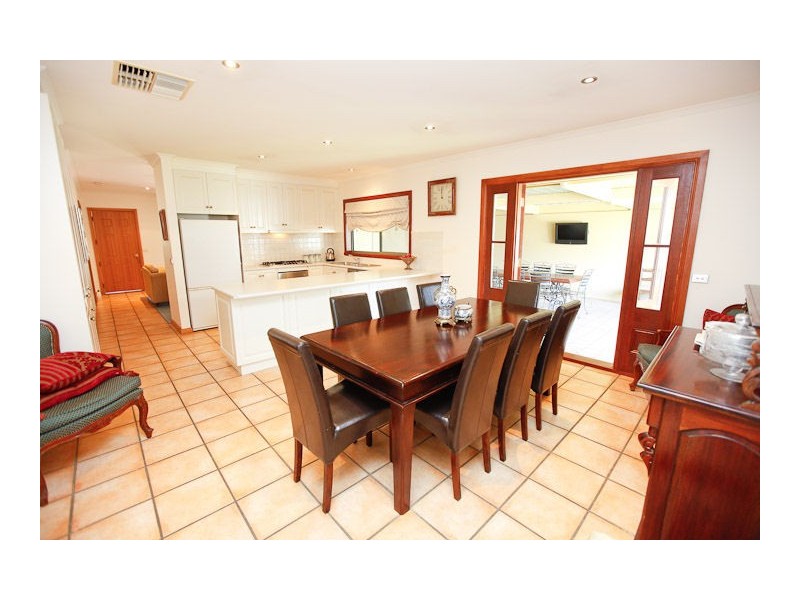 27 Woodley Drive, Mildura VIC 3500