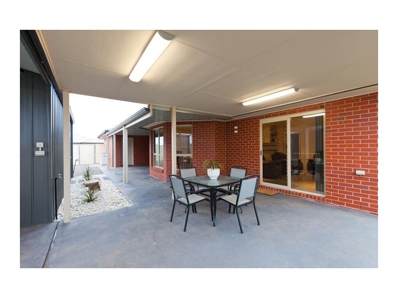15 Christian Court, Mildura VIC 3500