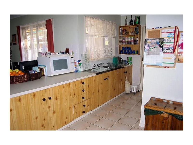 4 Bundarra Court, Mildura VIC 3500