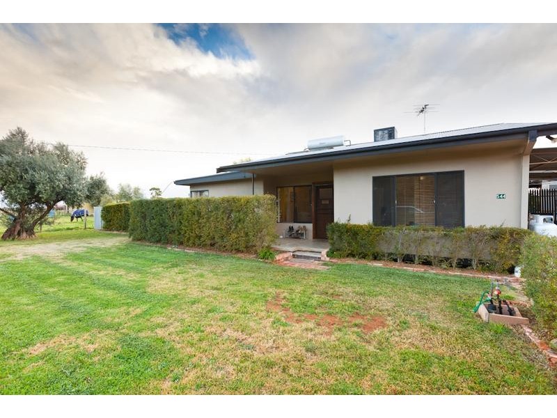 544 Cureton Avenue, Nichols Point VIC 3501