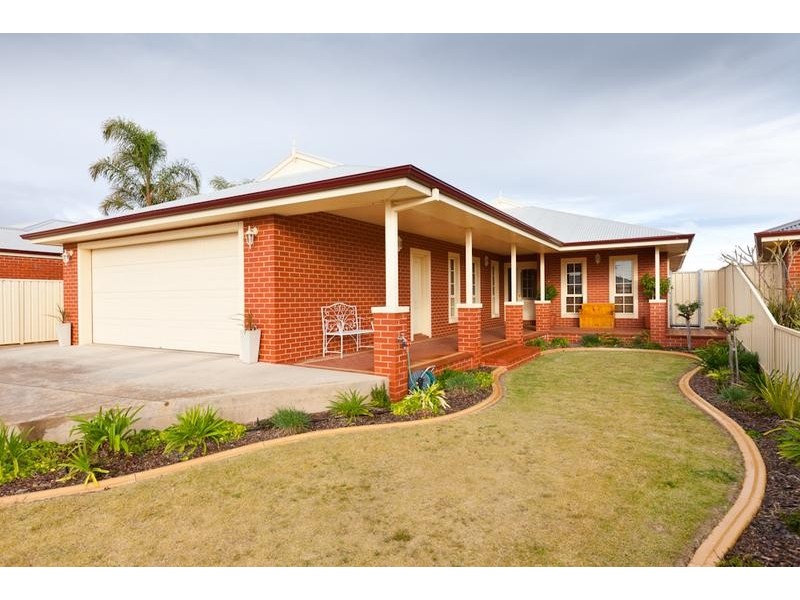 3 Golden Grove, Red Cliffs VIC 3496