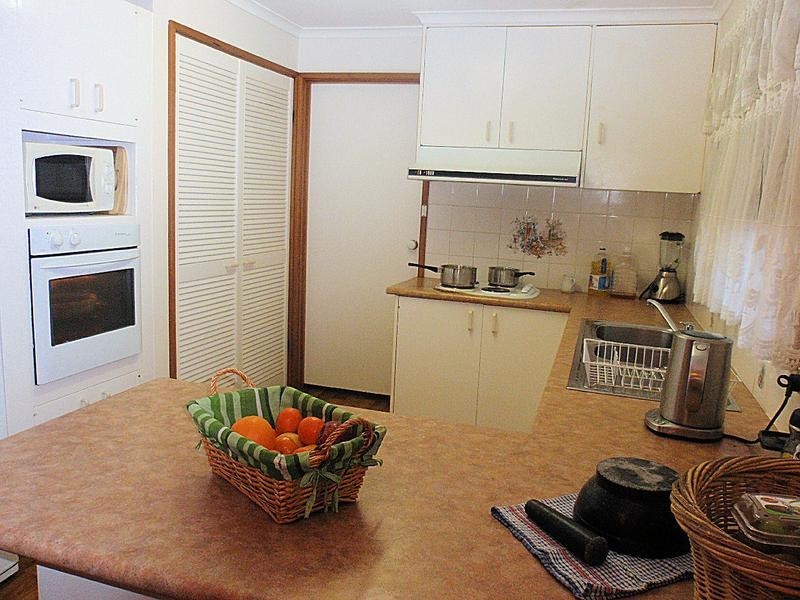 16 Euneva Drive, Mildura VIC 3500