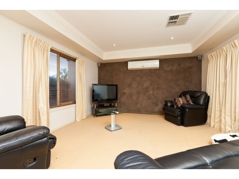 8 Laila Court, Mildura VIC 3500