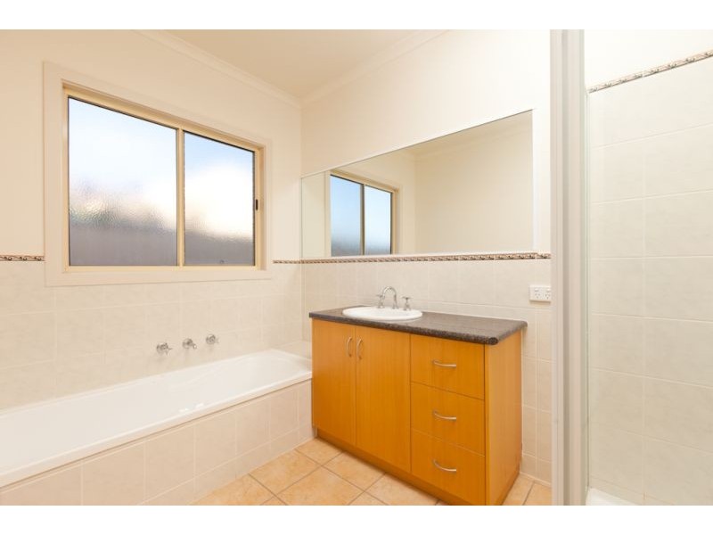 8 Laila Court, Mildura VIC 3500