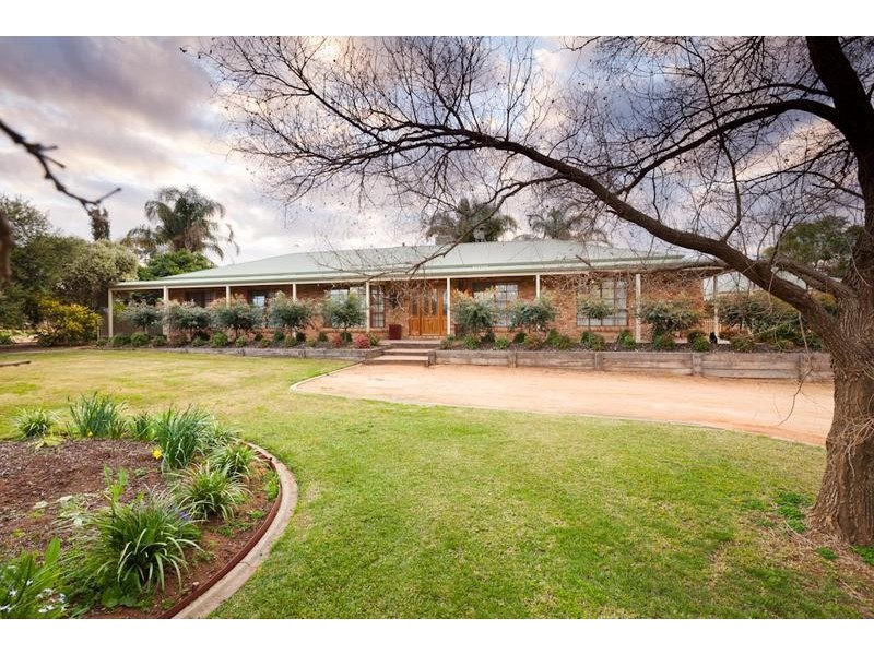 7 Lakeside Drive, Cabarita VIC 3505