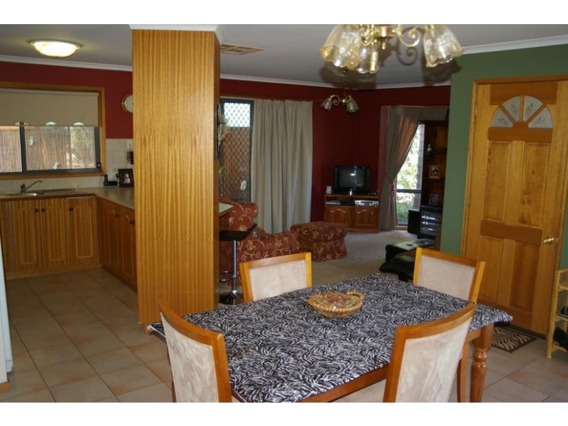 4 Caffrey Court, Irymple VIC 3498