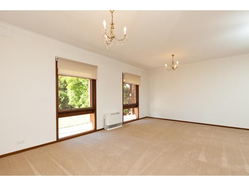 4 Merinda Court, Mildura VIC 3500