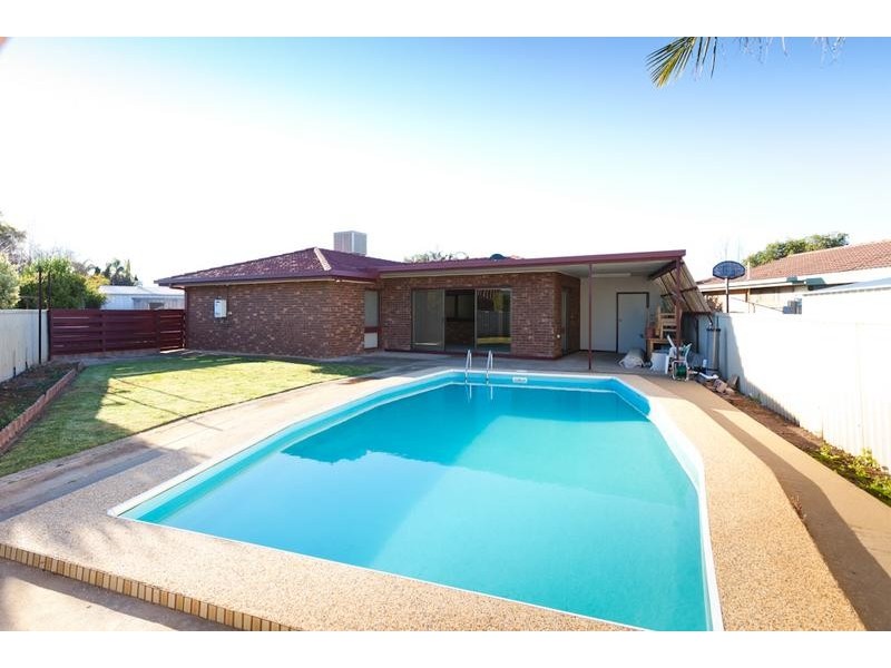 4 Merinda Court, Mildura VIC 3500