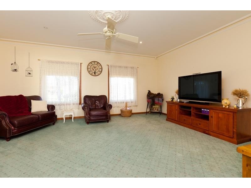 14 Marziano Drive, Mildura VIC 3500