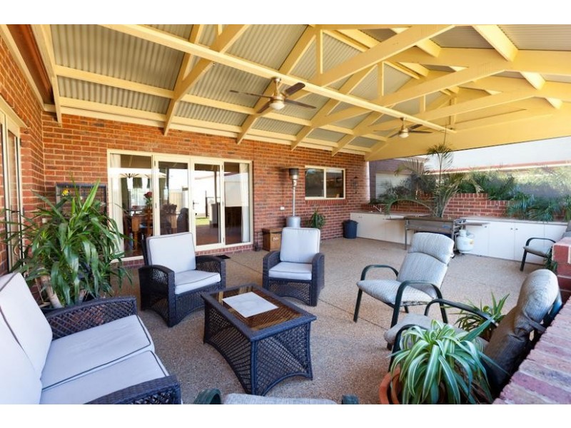 14 Marziano Drive, Mildura VIC 3500