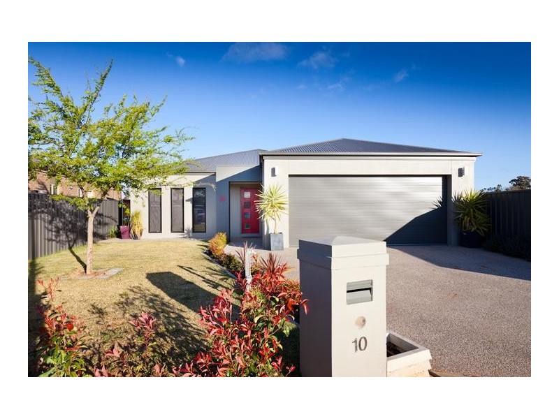 10 Burdekin Court, Red Cliffs VIC 3496