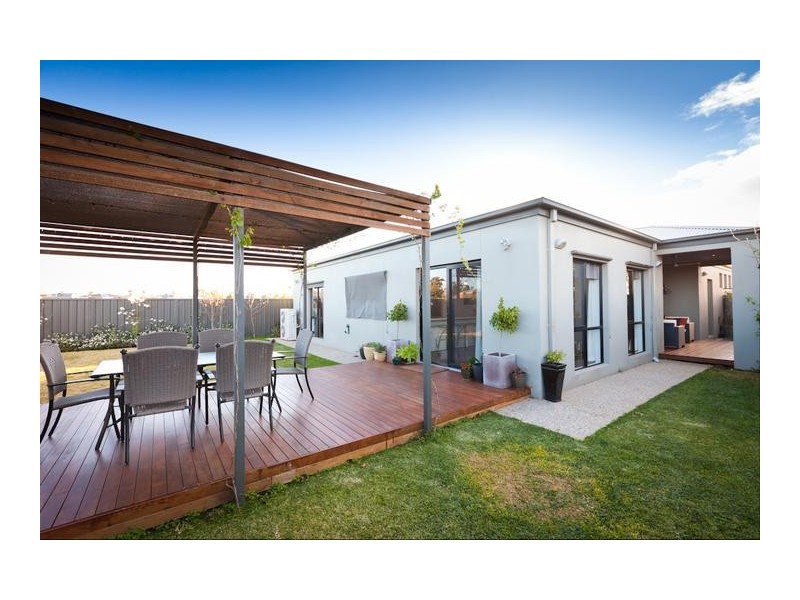 10 Burdekin Court, Red Cliffs VIC 3496