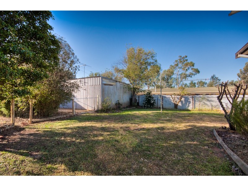 94 School Road, Dareton NSW 2717