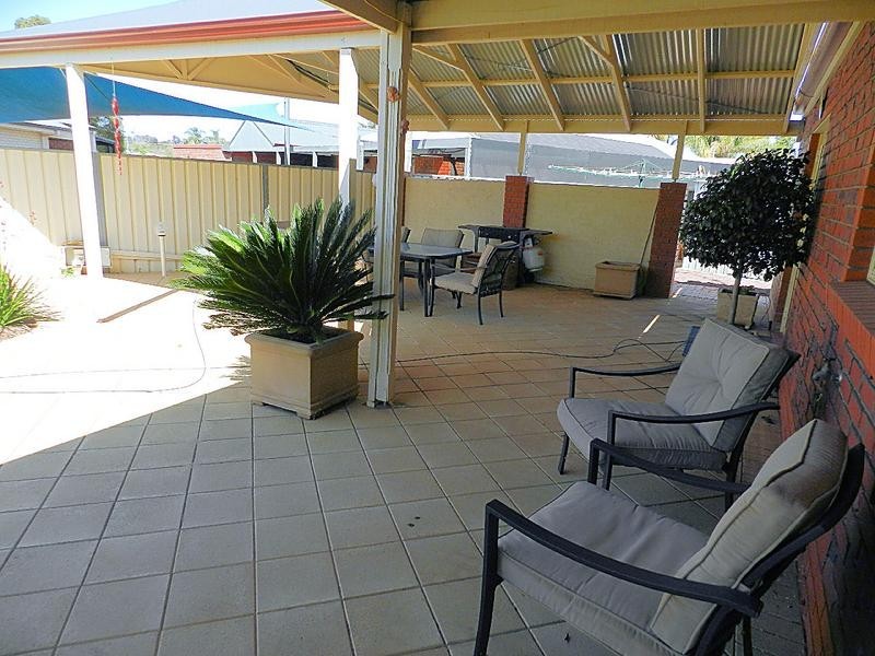 12 Ribarits Court, Mildura VIC 3500