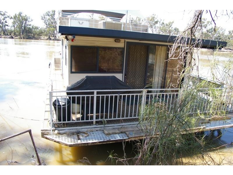 Idle Times – Houseboat, Mildura VIC 3500